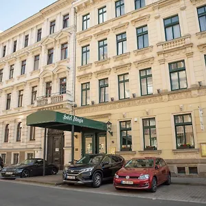 Adagio Hotell